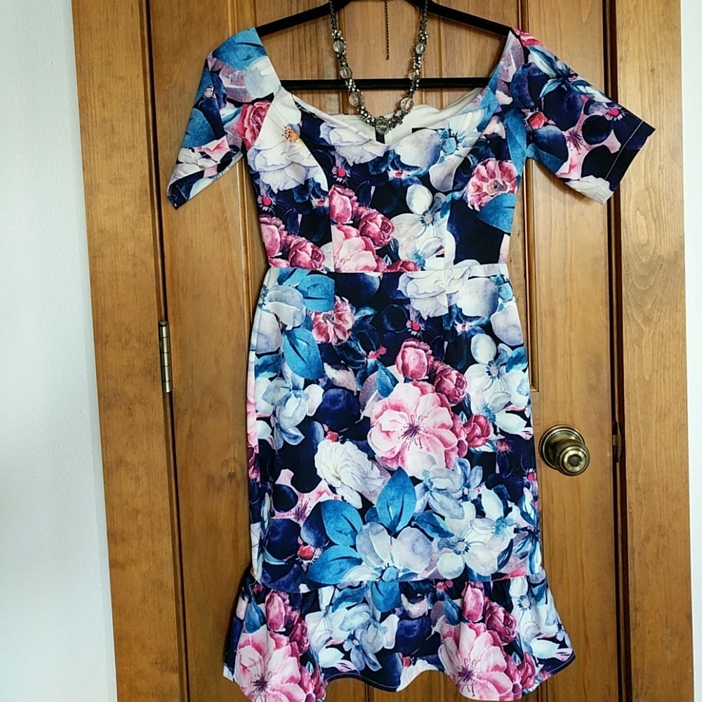 Petite Paper Dolls Dress